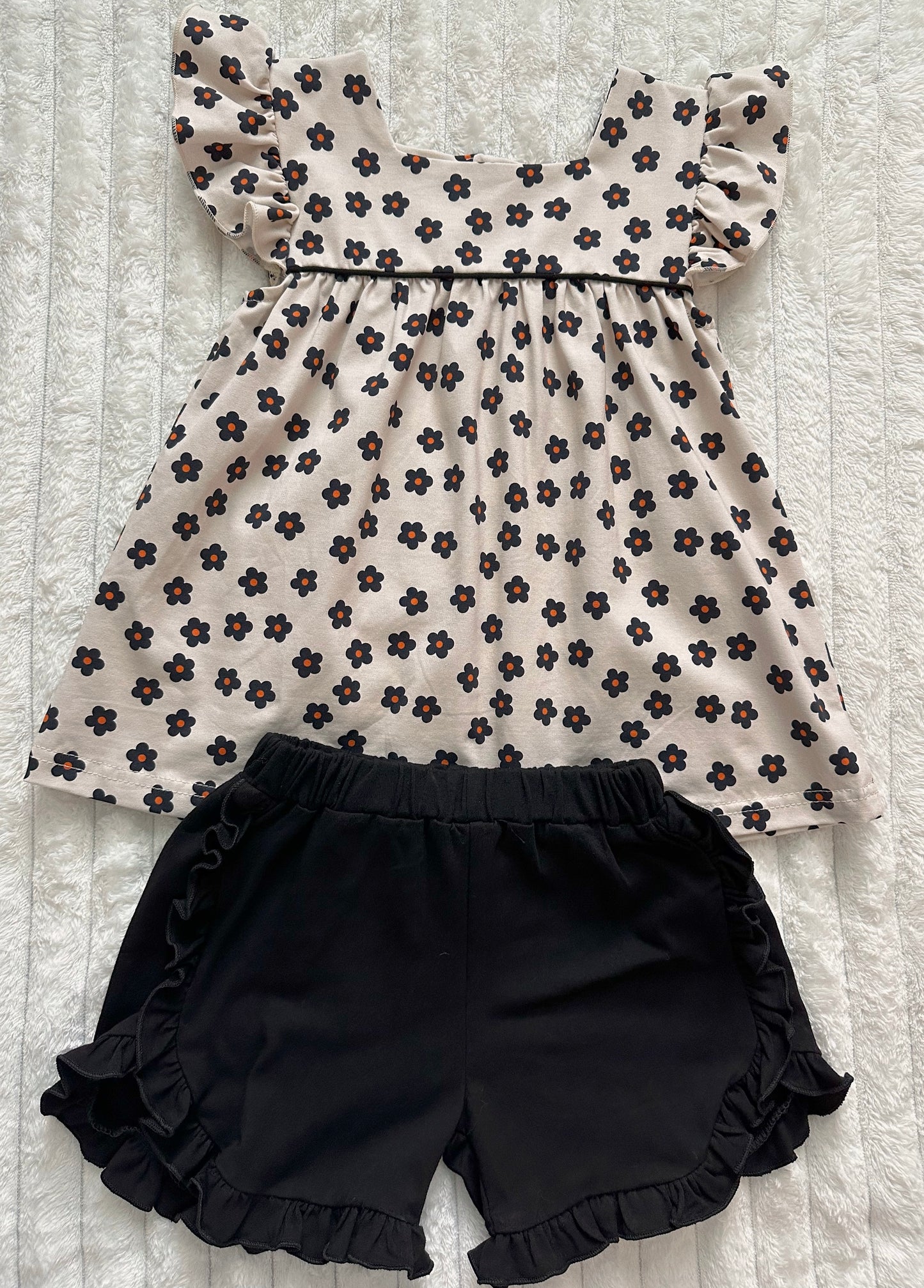 Luna’s Fall Short Set