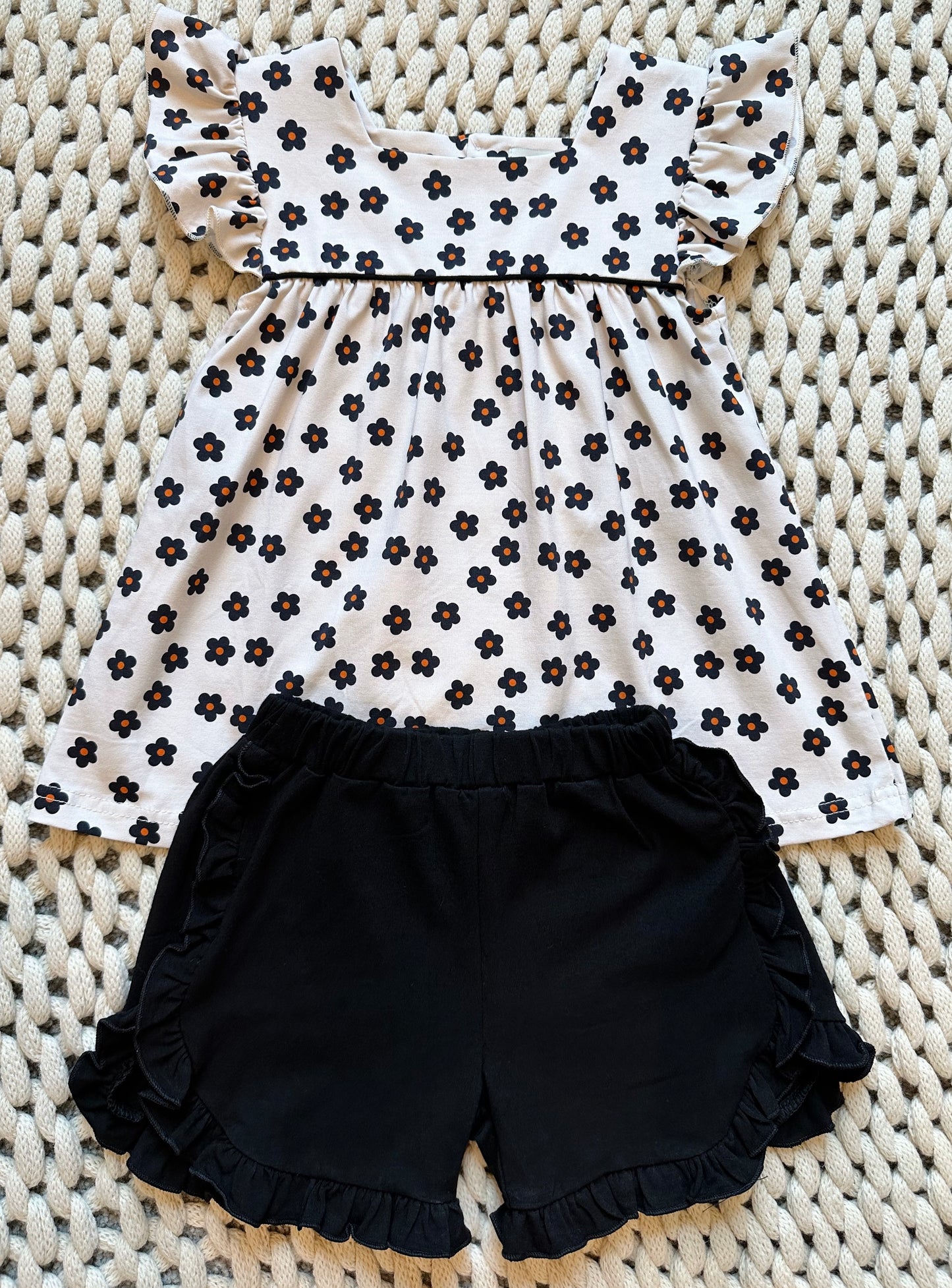 Luna’s Fall Short Set
