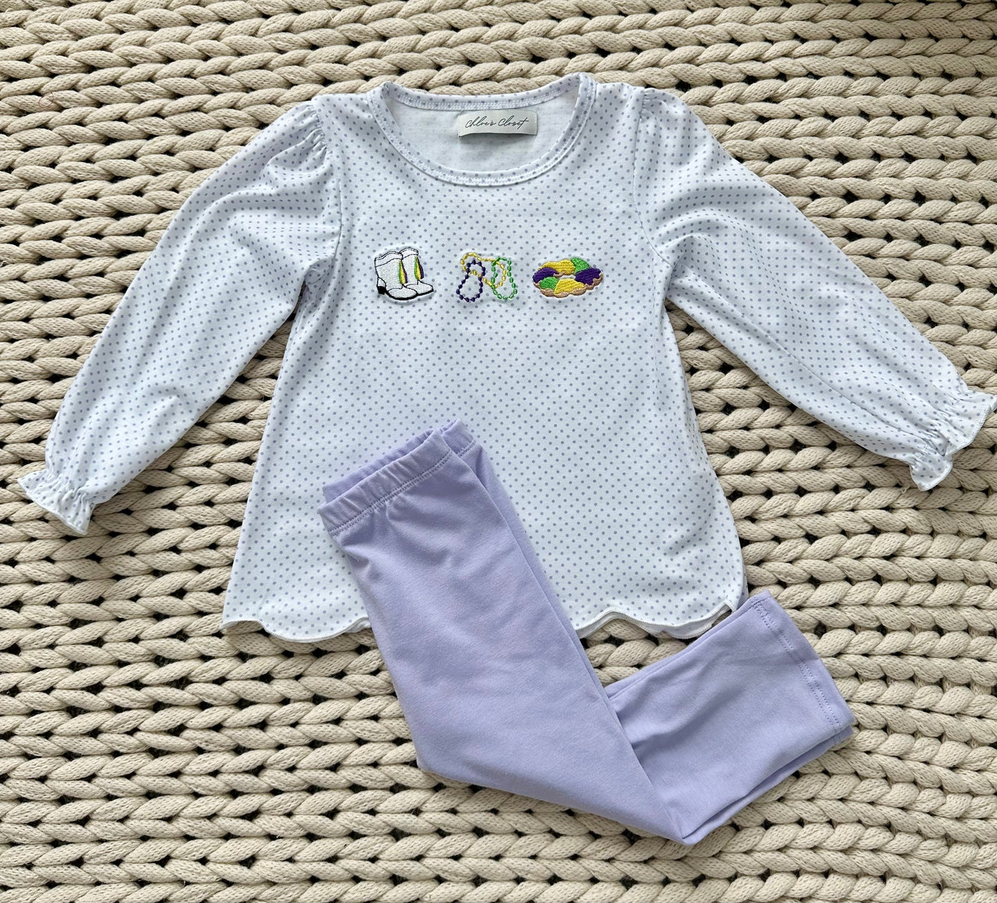 Mardi Embroidered Set